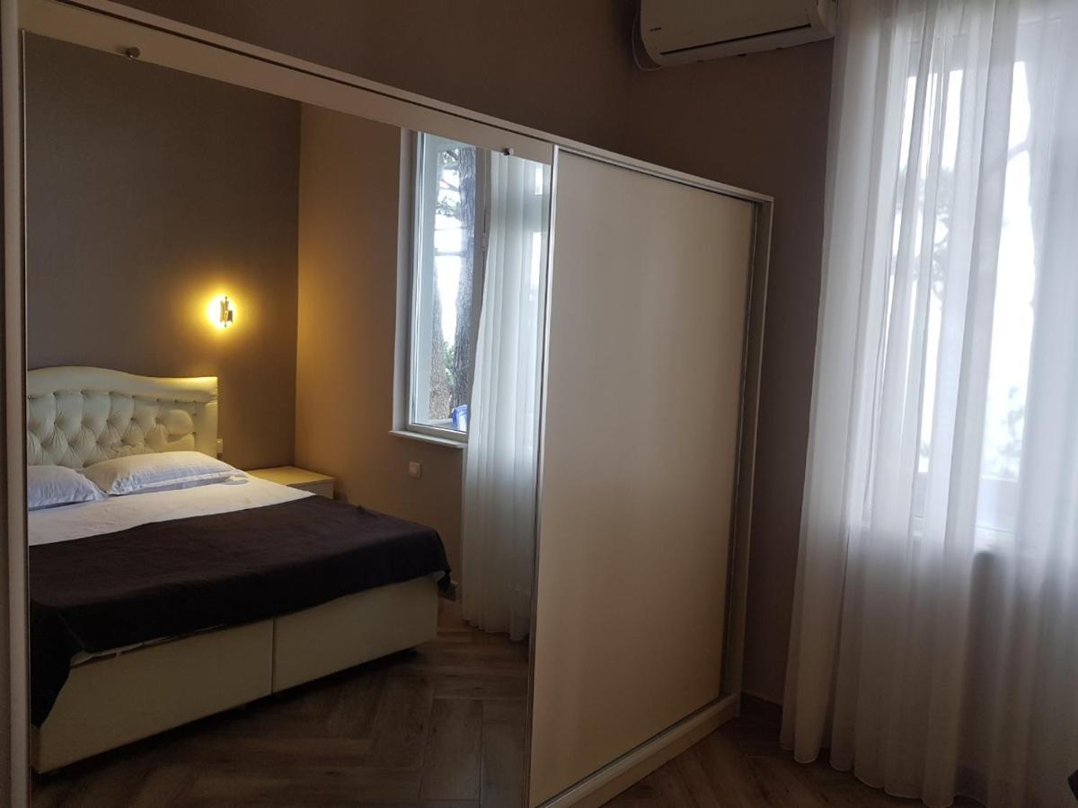 Midia Guest House Kobuleti Esterno foto