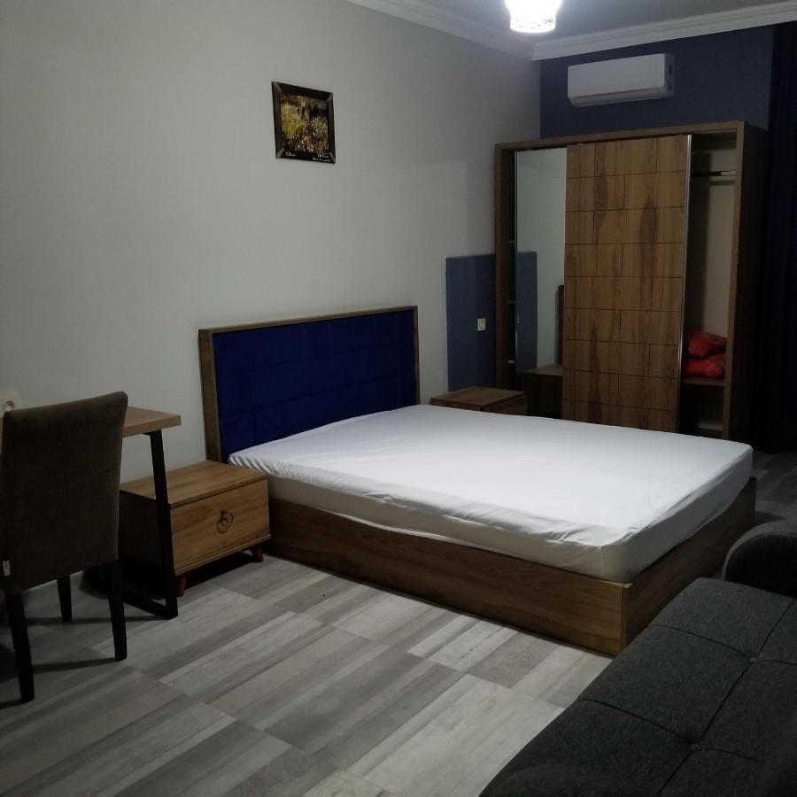 Midia Guest House Kobuleti Esterno foto