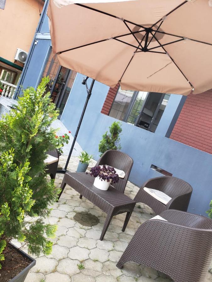Midia Guest House Kobuleti Esterno foto