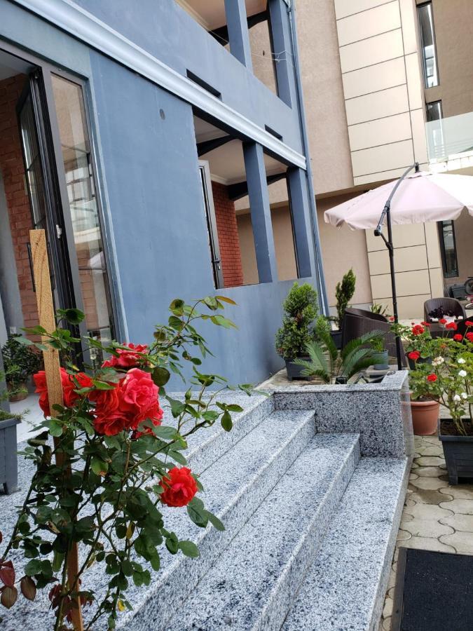 Midia Guest House Kobuleti Esterno foto