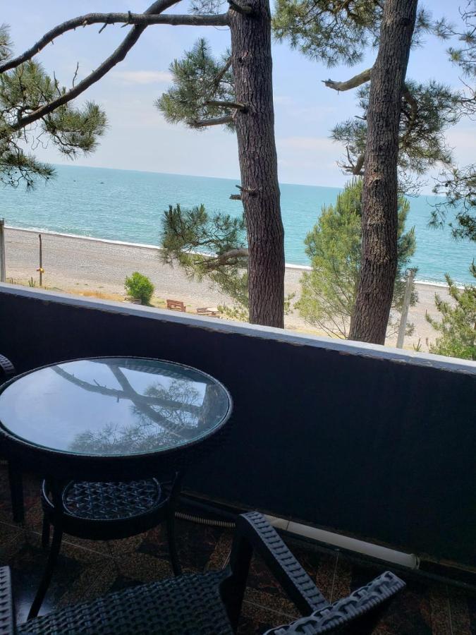 Midia Guest House Kobuleti Esterno foto