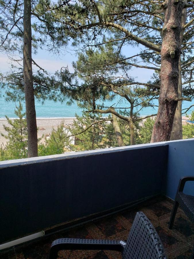 Midia Guest House Kobuleti Esterno foto